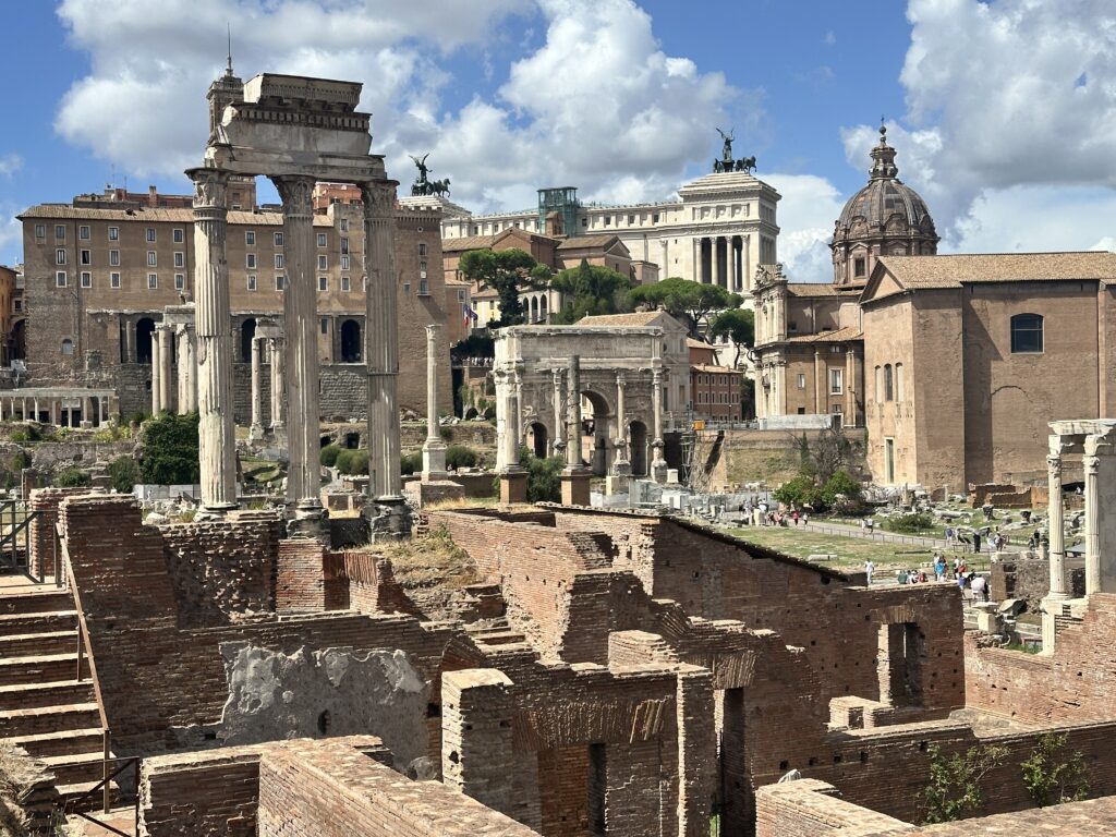 Palantine Hill & Roman Forum must visit spot on first time rome itinerary