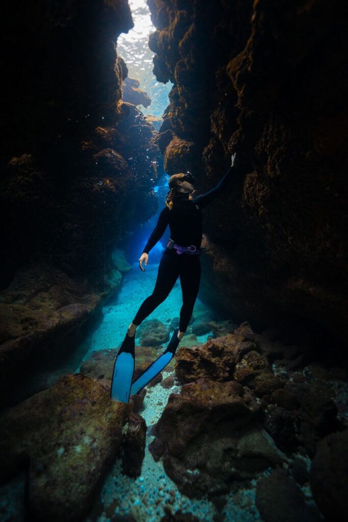 best things. todo on taiwan islands guide go freediving girl is in underwater cave