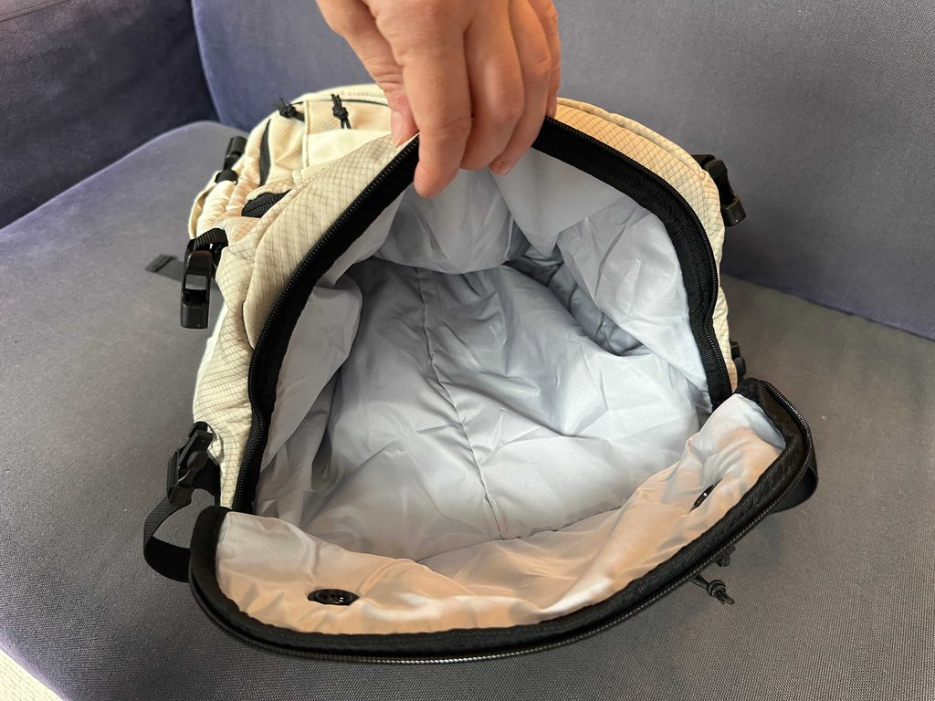 shoe compartment on blast 38 liter pro backpack
