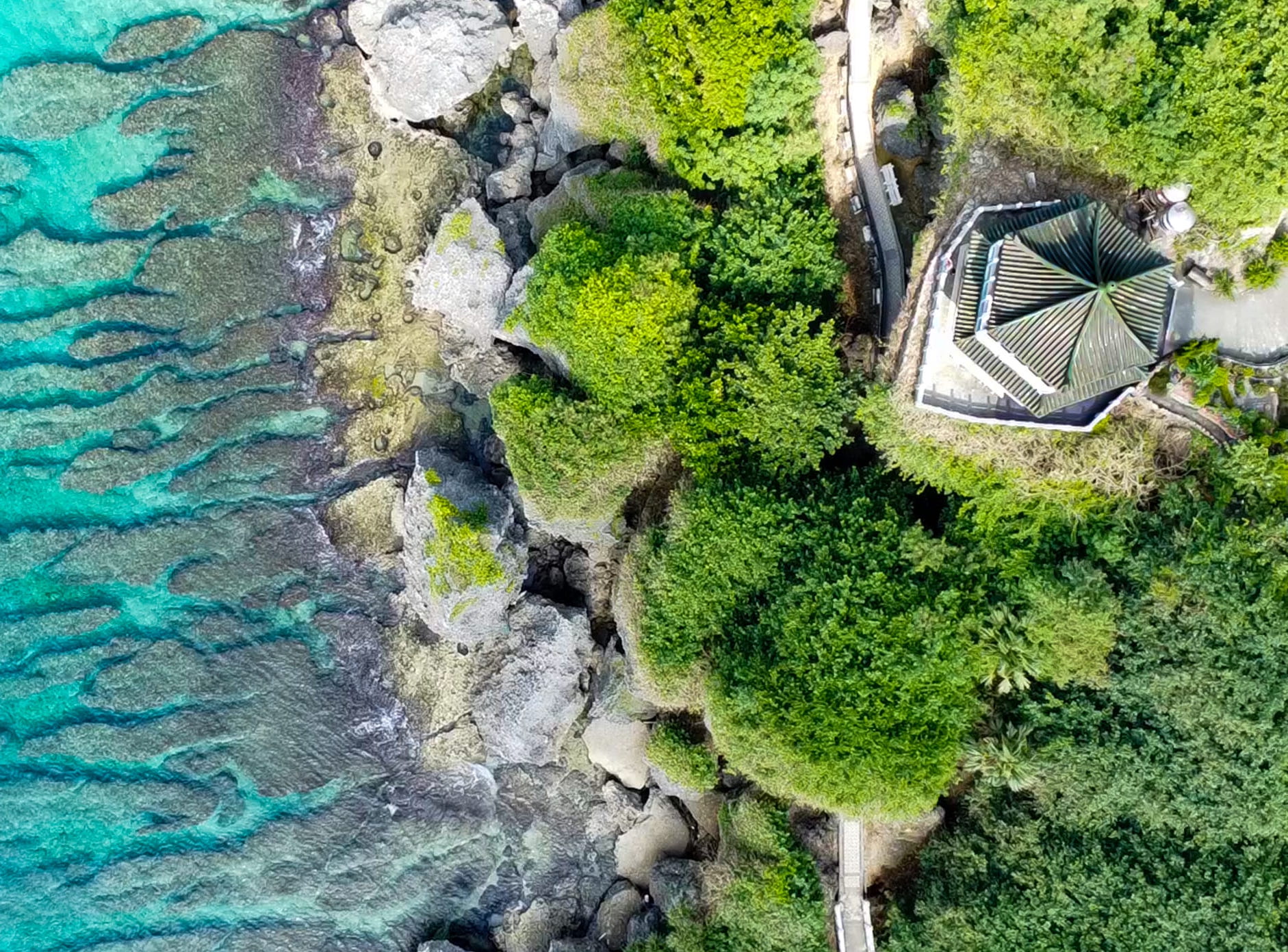 xiaoliuqiu taiwan reefs islands guide drone shot from above
