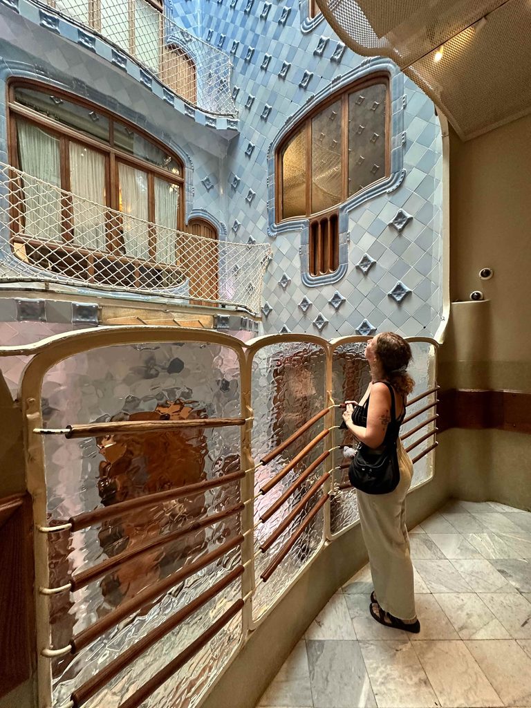 barcelona itinerary visit casa battlo