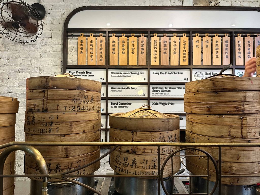 bun steamers at bun house in london best places to eat in Chinatown 