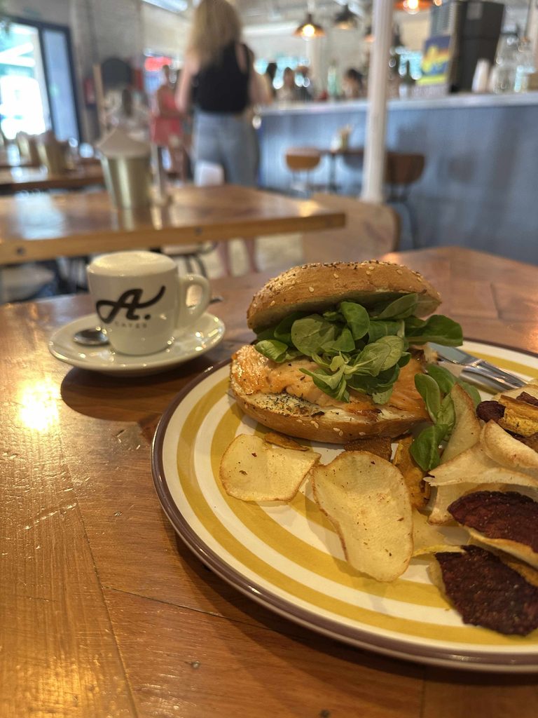 salmon bagel at Alfonsito cafe best breakfast brunch cafes in sevilla spain