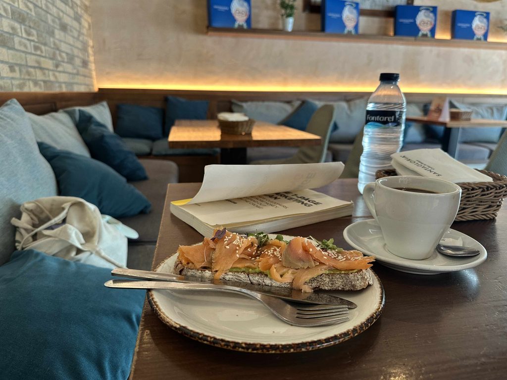 salmon toast at Santagloria chain cafe in seville spain