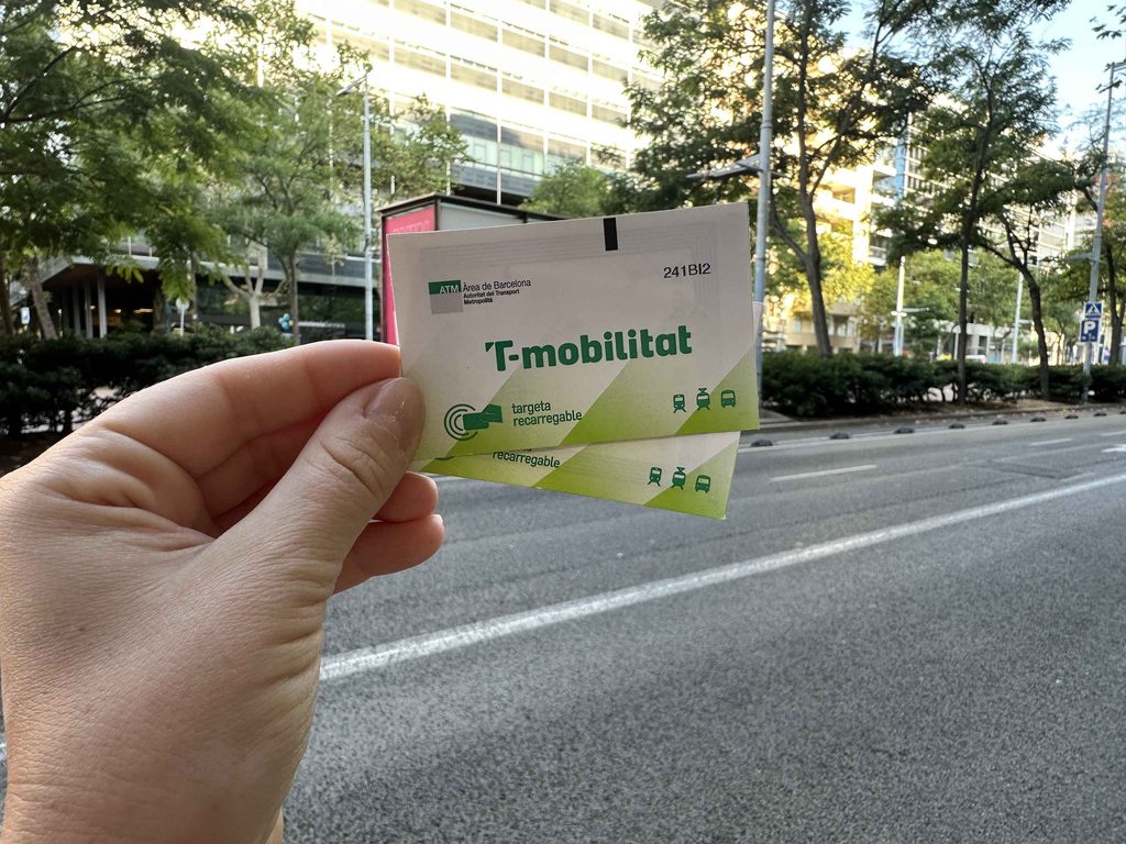 t-mibilitat ticket in barcelona good for 4 days in Barcelona itinerary to save money