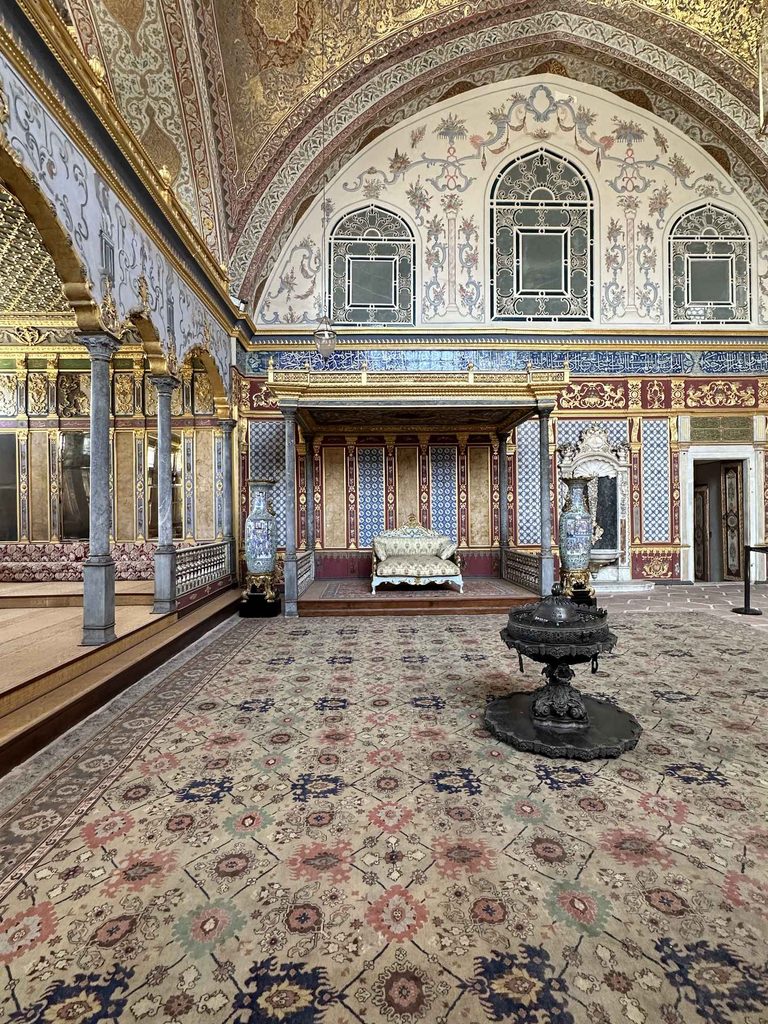 inside the harem at the topkapi palace in istanbul must visit