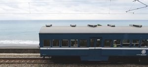 taiwan breezy blue train one of the best taiwan scene train routes with ocean views