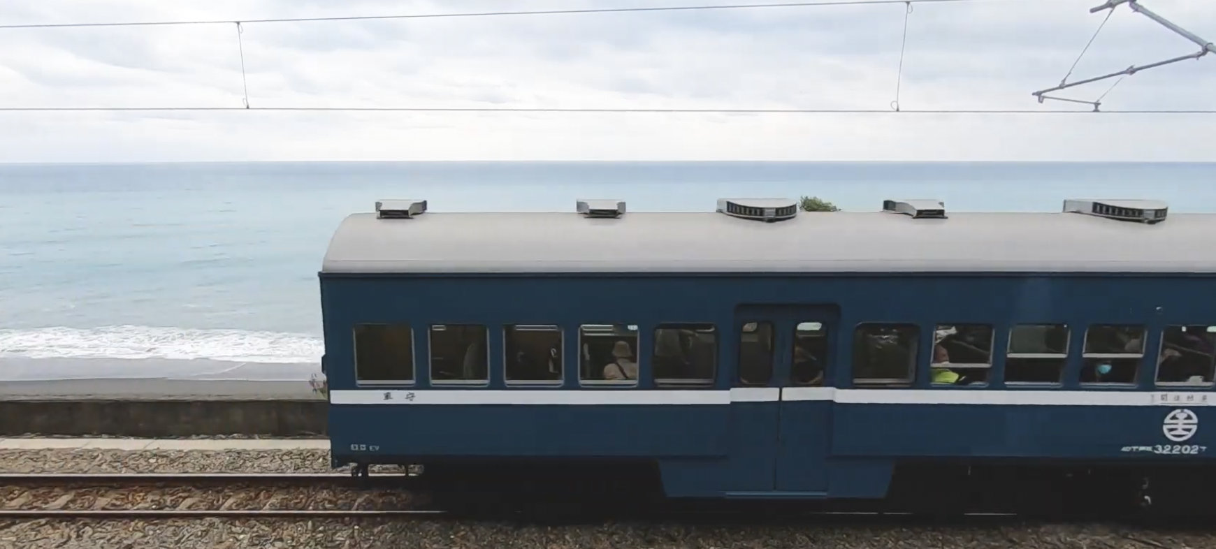 taiwan breezy blue train one of the best taiwan scene train routes with ocean views